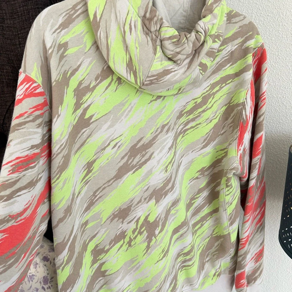 Nike Neon Green and Coral Patterned Hoodie